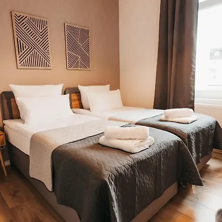 Atlas 3 Oberhausen, 3 Zimmer, Naehe Bahnhof, Westfield Centro * Ομπερχάουζεν