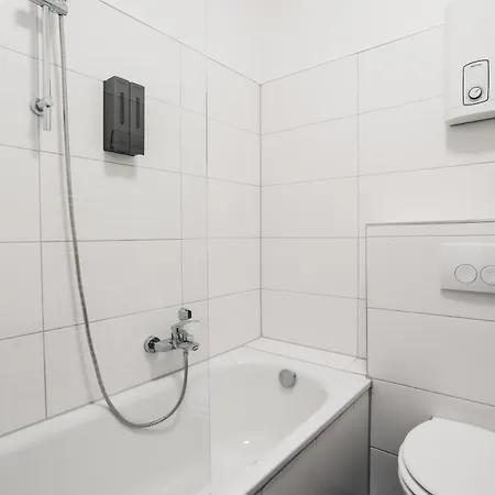 Atlas 3 Oberhausen, 3 Zimmer, Naehe Bahnhof, Westfield Centro Διαμέρισμα