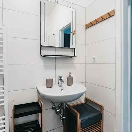 Atlas 3 Oberhausen, 3 Zimmer, Naehe Bahnhof, Westfield Centro * Ομπερχάουζεν